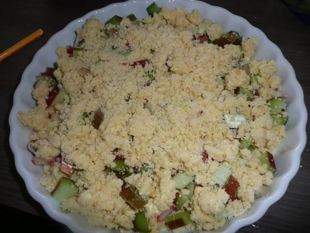 Rhabarber - Crumble - Rezept - Bild Nr. 3