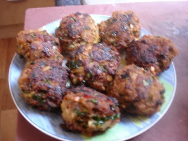 Korianderbuletten mit Sellerie-Kartoffelstampf und grünen Bohnen - Rezept - Bild Nr. 10