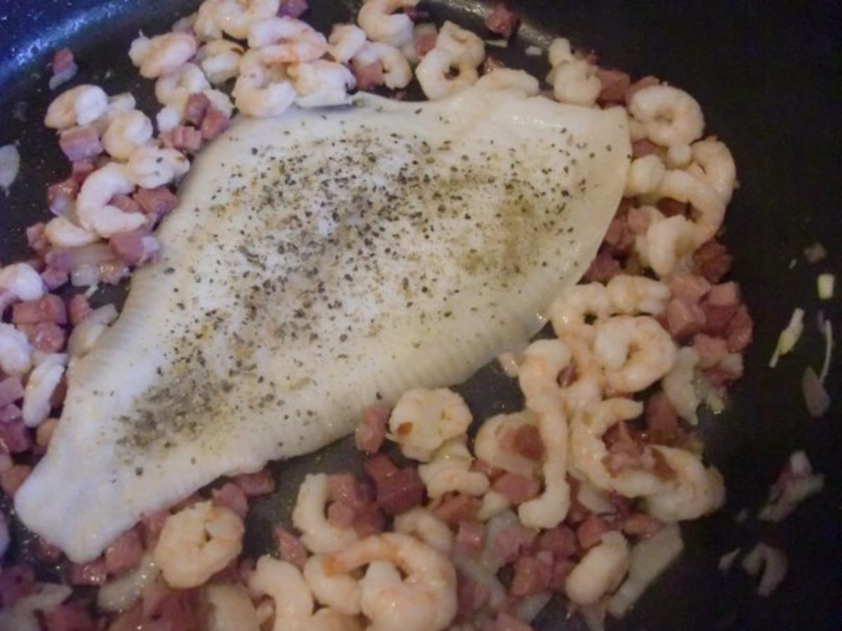 Scholle mit Schinken und Garnelen - Rezept