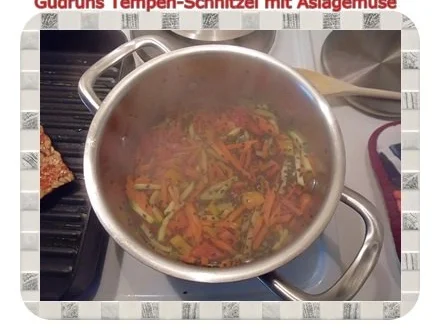 Rezept: Vegetarisch: Tempeh-Schnitzel mit Asiagemüse Bild Nr. 9 Vegetarisch: Tempeh-Schnitzel mit Asiagemüse - Rezept - Bild Nr. 9