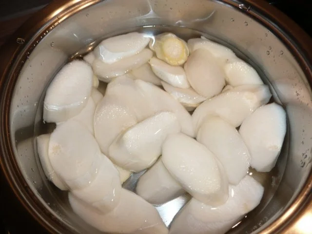 Rezept: Putengeschnetzeltes auf Spinatbett ! Bild Nr. 3 Putengeschnetzeltes auf Spinatbett ! - Rezept - Bild Nr. 3