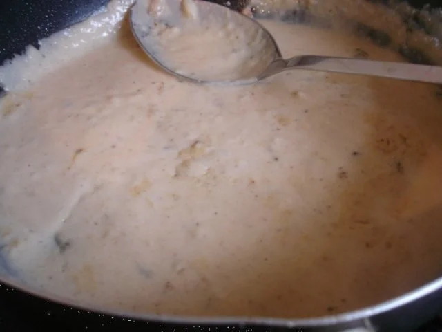 Rezept: Buletten mit Petersilie-Möhrenblüten, Kartoffeln und Sauce Bild Nr. 15 Buletten mit Petersilie-Möhrenblüten, Kartoffeln und Sauce - Rezept - Bild Nr. 15