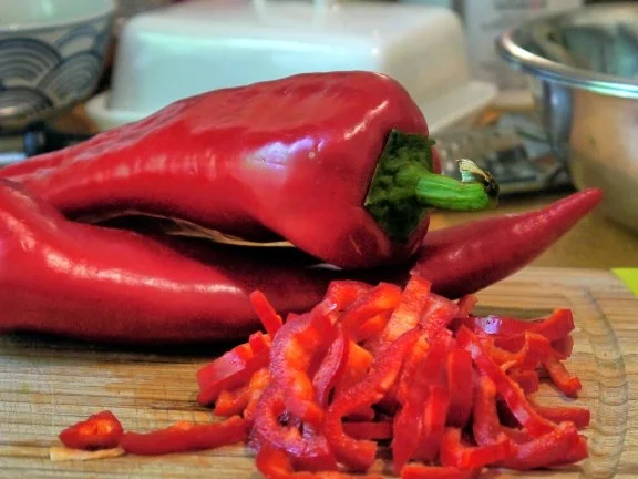 Paprika-Hackpfanne mit Ziegenfeta - Rezept - Bild Nr. 3