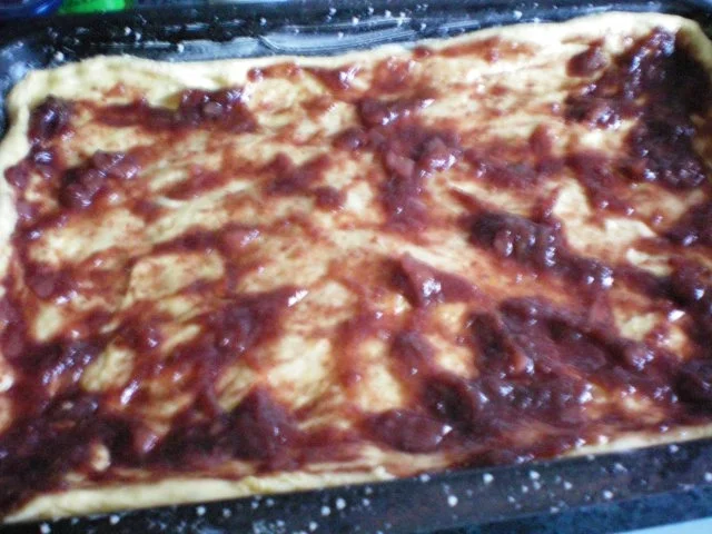 Rezept: Kuchen: Rhabarberkuchen mit Grießpudding Bild Nr. 6 Kuchen: Rhabarberkuchen mit Grießpudding - Rezept - Bild Nr. 6