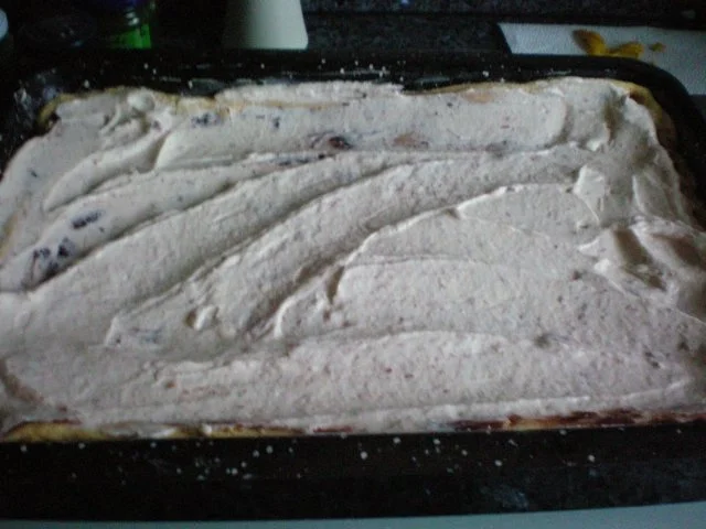 Rezept: Kuchen: Rhabarberkuchen mit Grießpudding Bild Nr. 7 Kuchen: Rhabarberkuchen mit Grießpudding - Rezept - Bild Nr. 7