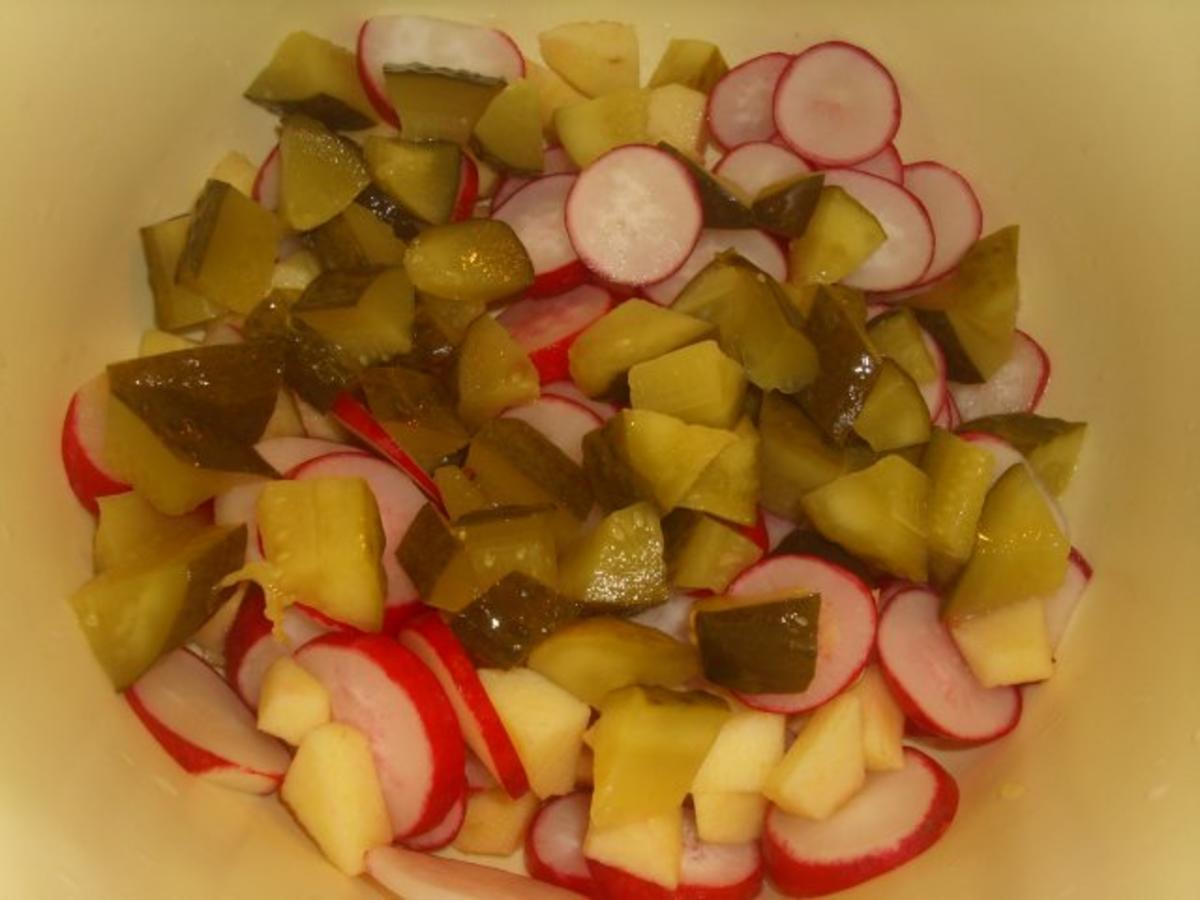 Radieschen-Apfel-Gurken Salat - Rezept - Bild Nr. 3