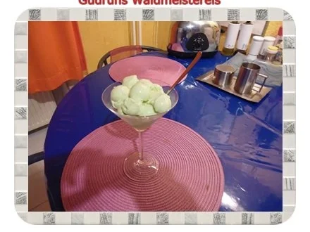 Rezept: Eis: Waldmeistereis Bild Nr. 10 Eis: Waldmeistereis - Rezept - Bild Nr. 10