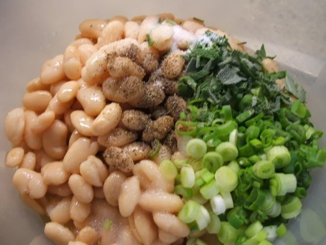 Rezept: Salate: Bohnensalat aus dem Aosta-Tal Bild Nr. 3 Salate: Bohnensalat aus dem Aosta-Tal - Rezept - Bild Nr. 3