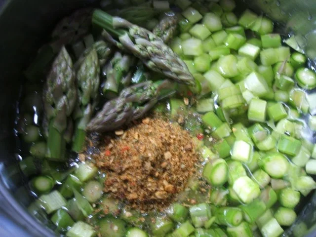 Rezept: Toast: (Toast)Körbchen mit Spargelsalat Bild Nr. 4 Toast: (Toast)Körbchen mit Spargelsalat - Rezept - Bild Nr. 4