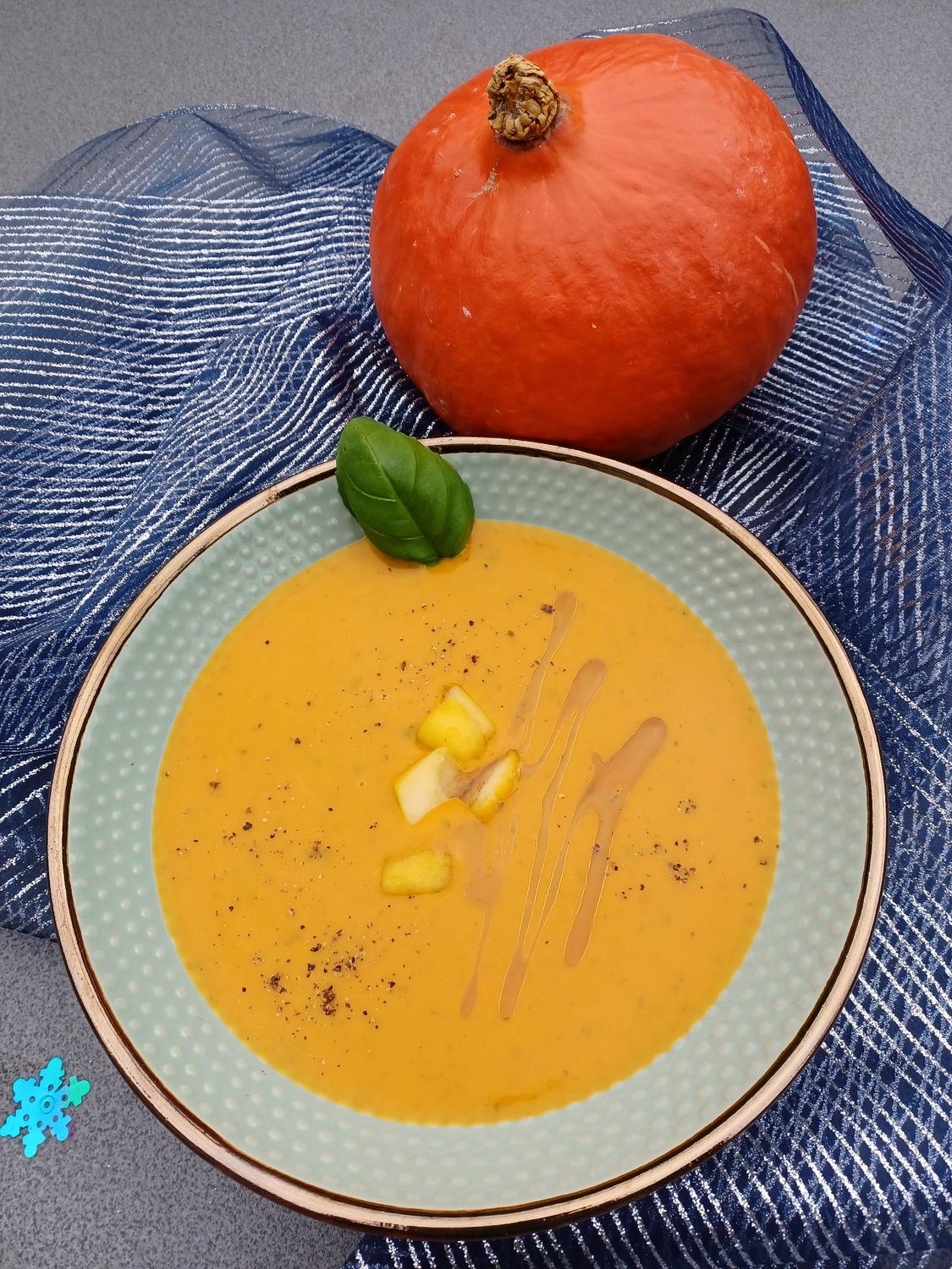 Kürbis-Süßkartoffel-Suppe - Rezept mit Bild - kochbar.de