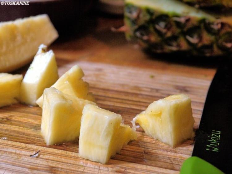 Glasierte Hähnchen Ananas Spieße - einfach - 39 kcal/100g