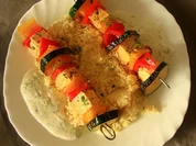 Rezept: Gemüse-Feta-Spieße mit Joghurt Dip Gemüse-Feta-Spieße mit Joghurt Dip - Rezept