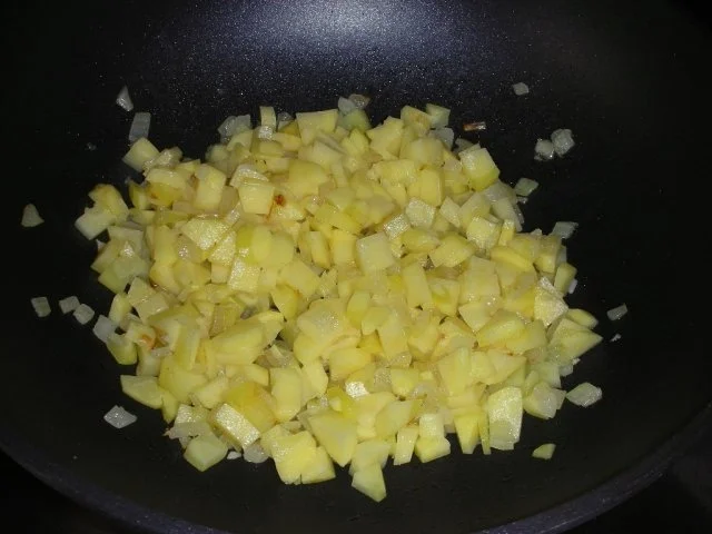 Spinat-Spätzle mit Gorgonzolasauce und Spiegelei - Rezept - Bild Nr. 13