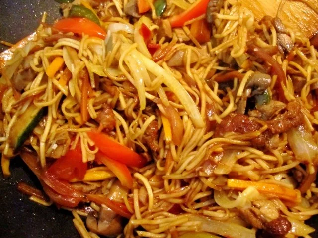 Rezept: Wok-Nudeln mit Allerlei Bild Nr. 6 Wok-Nudeln mit Allerlei - Rezept - Bild Nr. 6