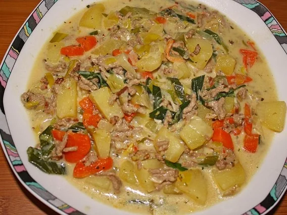 Kartoffeleintopf mit Hackfleisch - Rezept