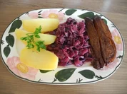 Vegan : Ostermenü Hauptgang : Vegane  Ente mit Kokos - Apfel - Rotkohl und Salzkartoffel - Rezept