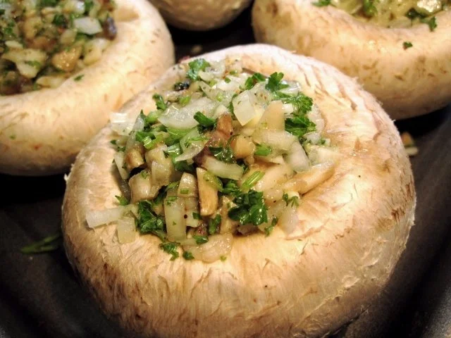Gefüllte Champignons   à la Elke - Rezept