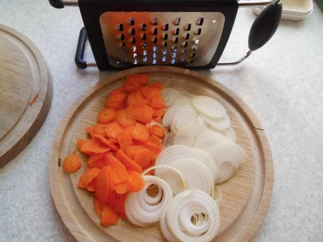 Rezept: Fischfilet schwimmt davon mit gebratenem Champignon Bild Nr. 4 Fischfilet schwimmt davon mit gebratenem Champignon - Rezept - Bild Nr. 4