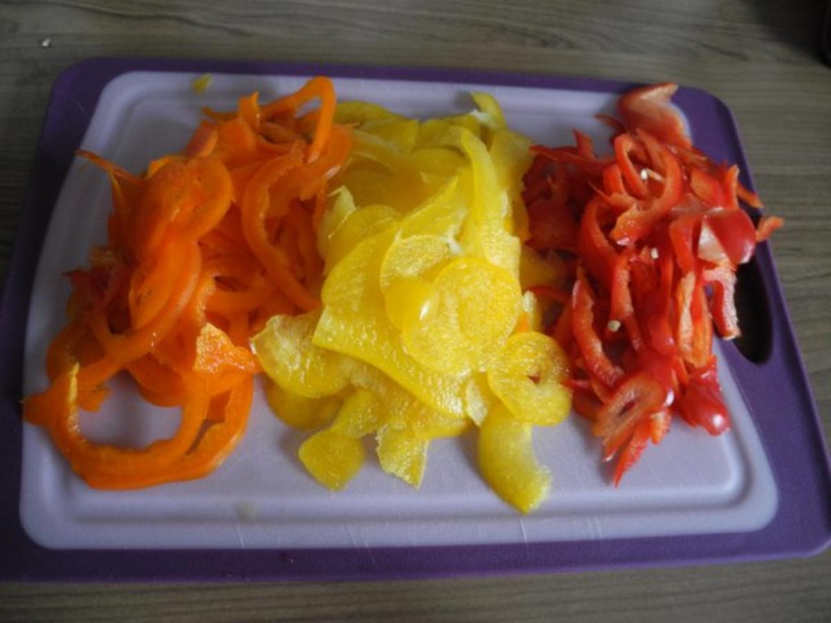 Vegan : Gemüsemaultaschen an Paprika - Letscho - Rezept - Bild Nr. 3