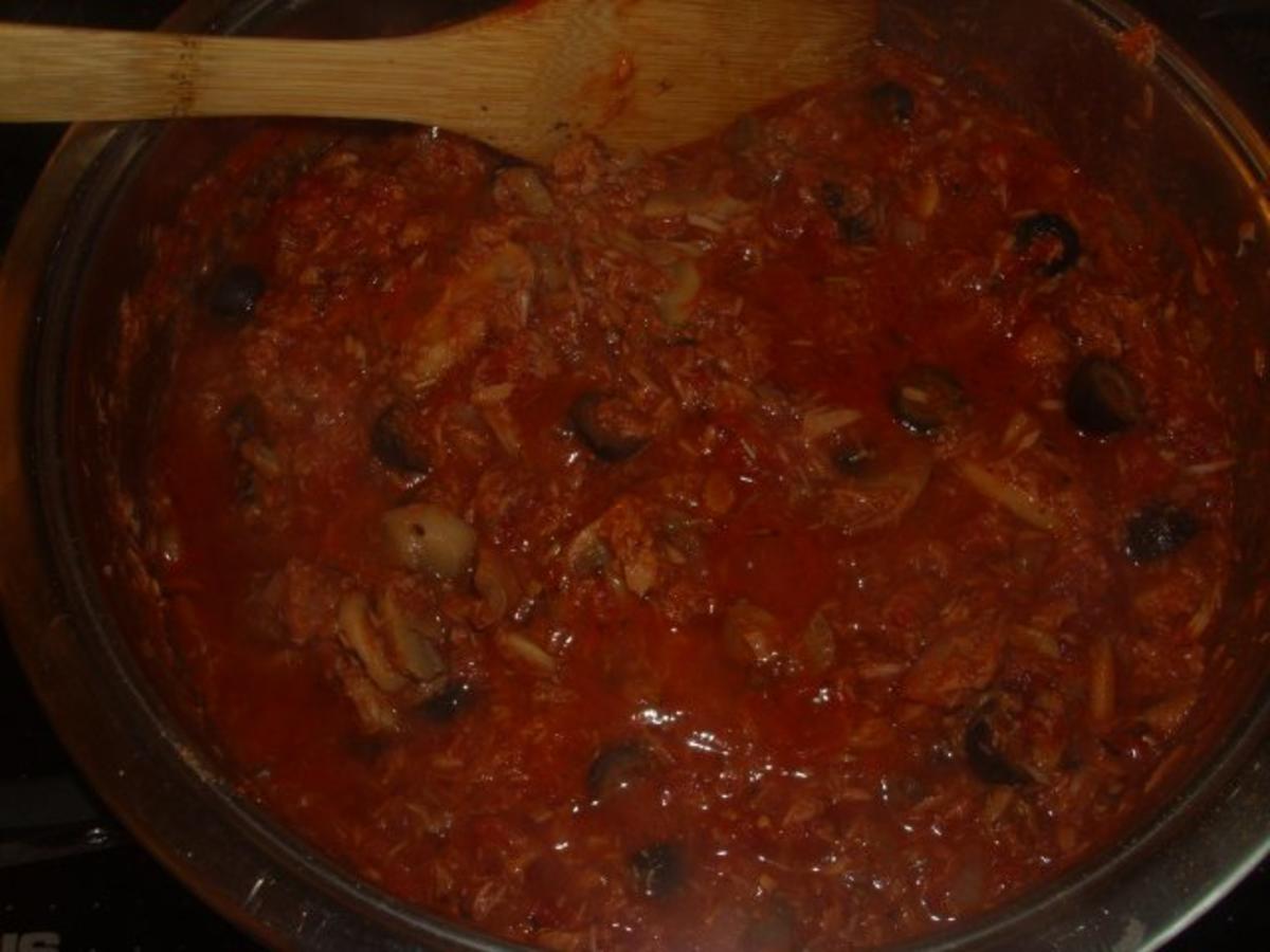 Nudeln mit Thunfisch Tomaten und schwarzen Oliven - Rezept - Bild Nr. 5
