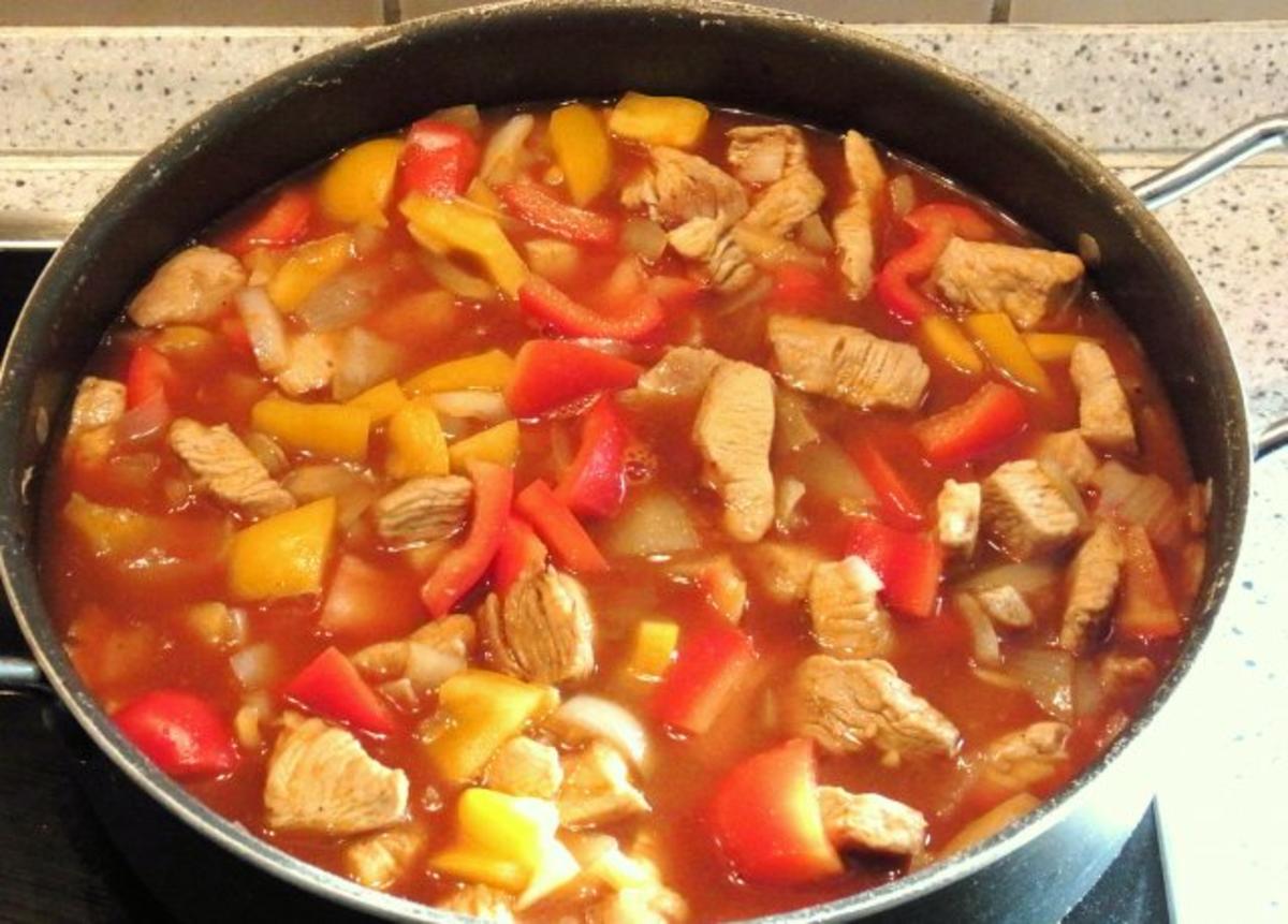 Einfaches Puten-Gulasch - Rezept - Bild Nr. 3