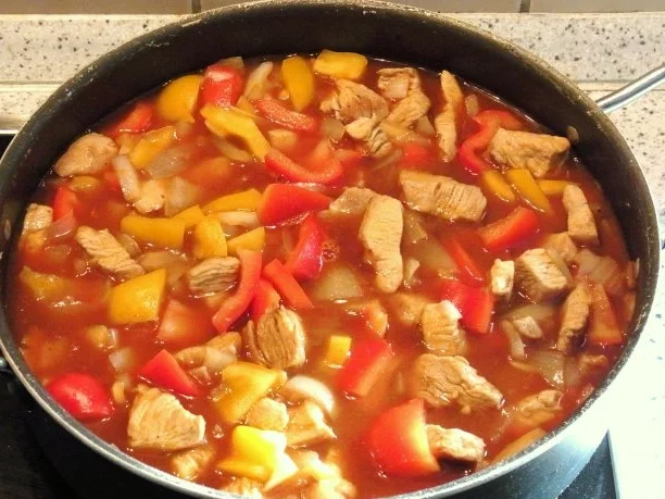 Einfaches Puten-Gulasch - Rezept - Bild Nr. 3