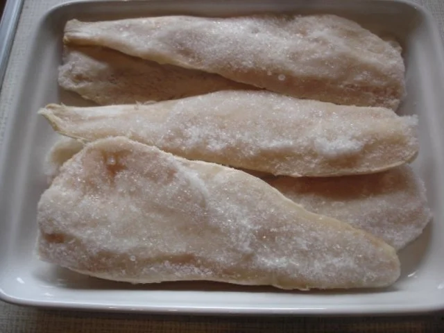 Rezept: Spargel mit Seelachsfilet im Bierteig, Petersilienkartoffeln und Sauce Hollandaise Bild Nr. 3 Spargel mit Seelachsfilet im Bierteig, Petersilienkartoffeln und Sauce Hollandaise - Rezept - Bild Nr. 3