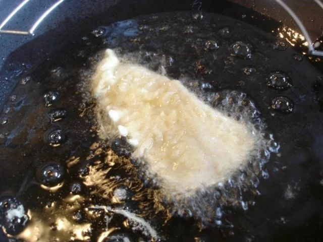 Rezept: Spargel mit Seelachsfilet im Bierteig, Petersilienkartoffeln und Sauce Hollandaise Bild Nr. 17 Spargel mit Seelachsfilet im Bierteig, Petersilienkartoffeln und Sauce Hollandaise - Rezept - Bild Nr. 17