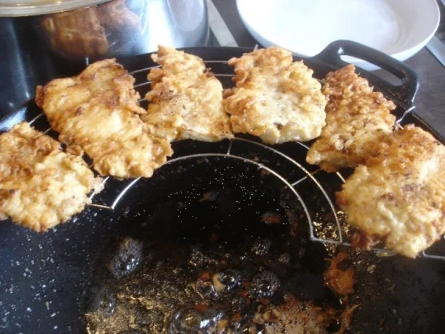 Rezept: Spargel mit Seelachsfilet im Bierteig, Petersilienkartoffeln und Sauce Hollandaise Bild Nr. 21 Spargel mit Seelachsfilet im Bierteig, Petersilienkartoffeln und Sauce Hollandaise - Rezept - Bild Nr. 21