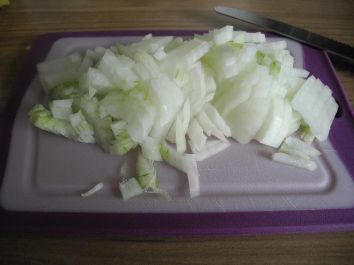 Vegan : Soja süss - sauer mit Karottenraspeln an Reis mit Broccoli - Rezept - Bild Nr. 5