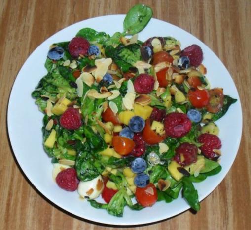 Fruchtiger Salat - Rezept mit Bild - kochbar.de