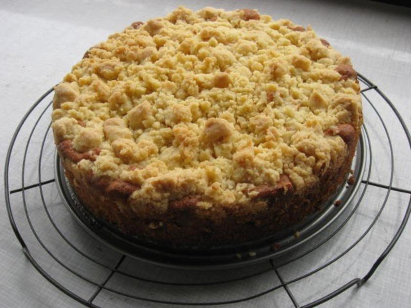 Pfirsich Streusel Kuchen - einfach - von manschie