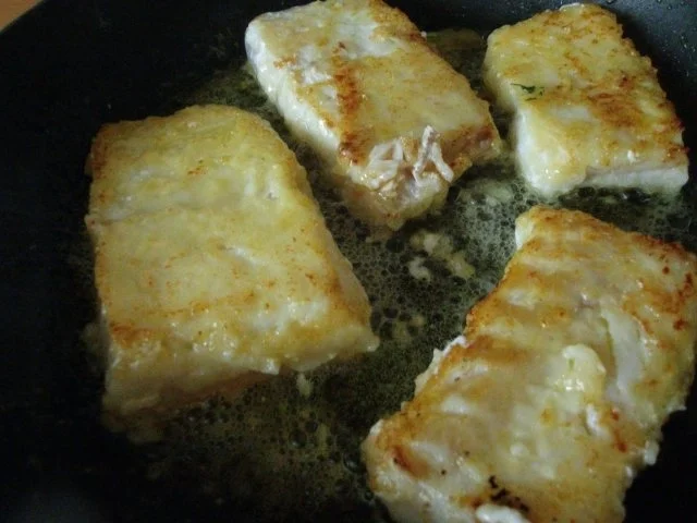 Rezept: Kabeljaufilet mit Bärlauch-Radieschen Kartoffelsalat Bild Nr. 9 Kabeljaufilet mit Bärlauch-Radieschen Kartoffelsalat - Rezept - Bild Nr. 9