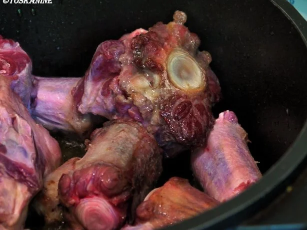 Rinderfilet NT, Rotweinsauce, Kräuterpolenta-Schnitten, Kräuterseitlinge - Rezept - Bild Nr. 8