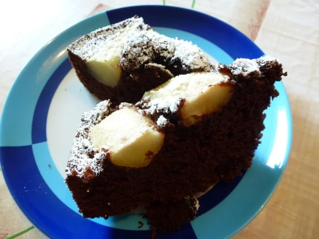 Schoko-Birnenkuchen mit Eierlikör - Rezept