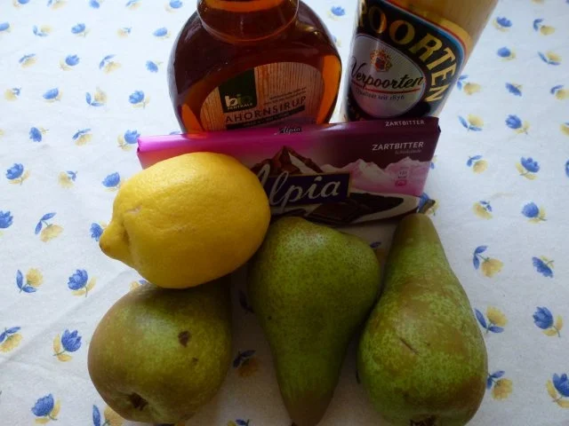 Schoko-Birnenkuchen mit Eierlikör - Rezept - Bild Nr. 2