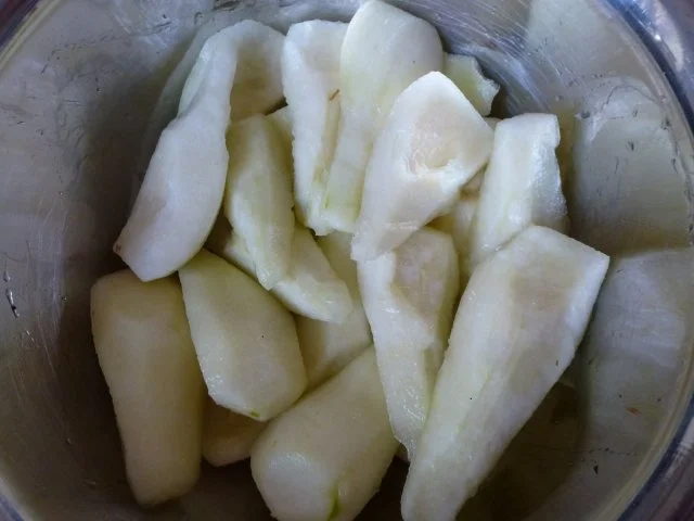 Schoko-Birnenkuchen mit Eierlikör - Rezept - Bild Nr. 3