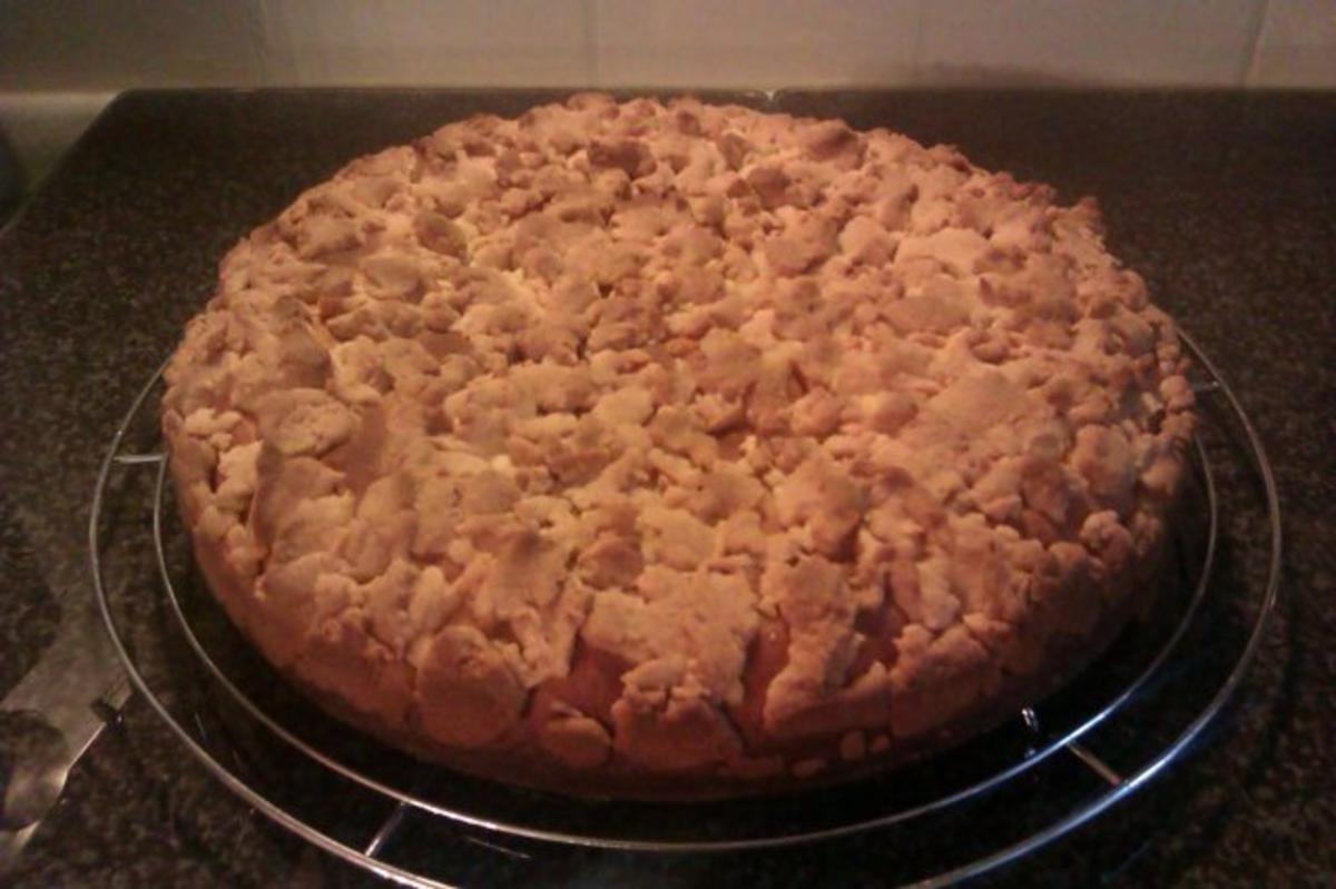 Streuselkuchen gefüllt, oder Torte?! Hmmm.. :-) - Rezept - Bild Nr. 2