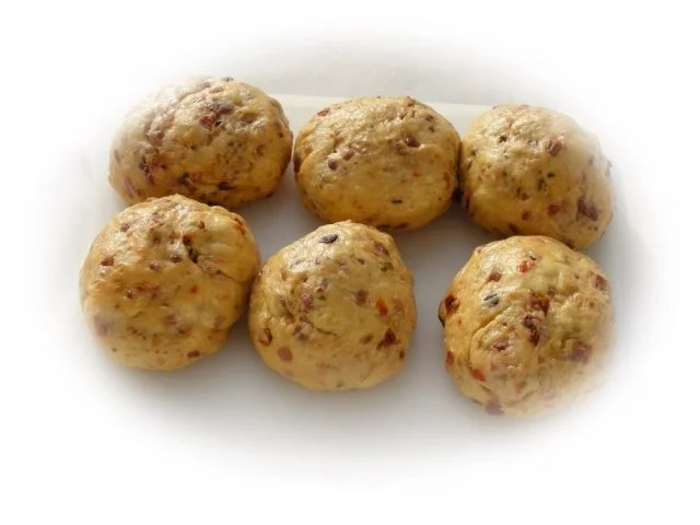 Herzhafter Hefekuchen versteckt ein paar Eier - Rezept - Bild Nr. 9