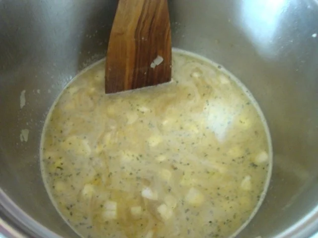 Petersilienwurzelcremesüppchen mit Pistazien-Crush - Rezept - Bild Nr. 8