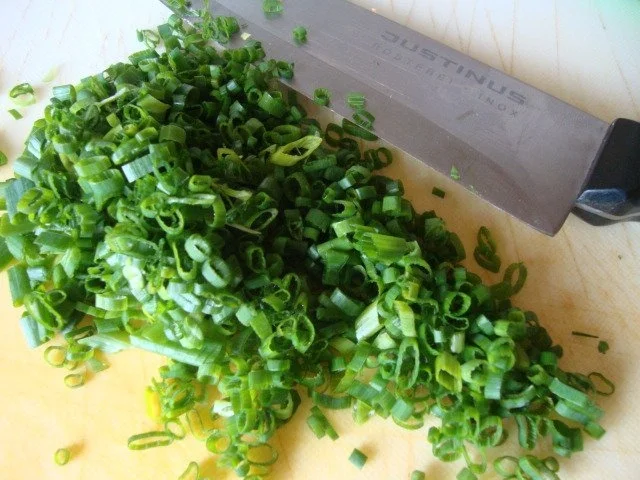 Petersilienwurzelcremesüppchen mit Pistazien-Crush - Rezept - Bild Nr. 9