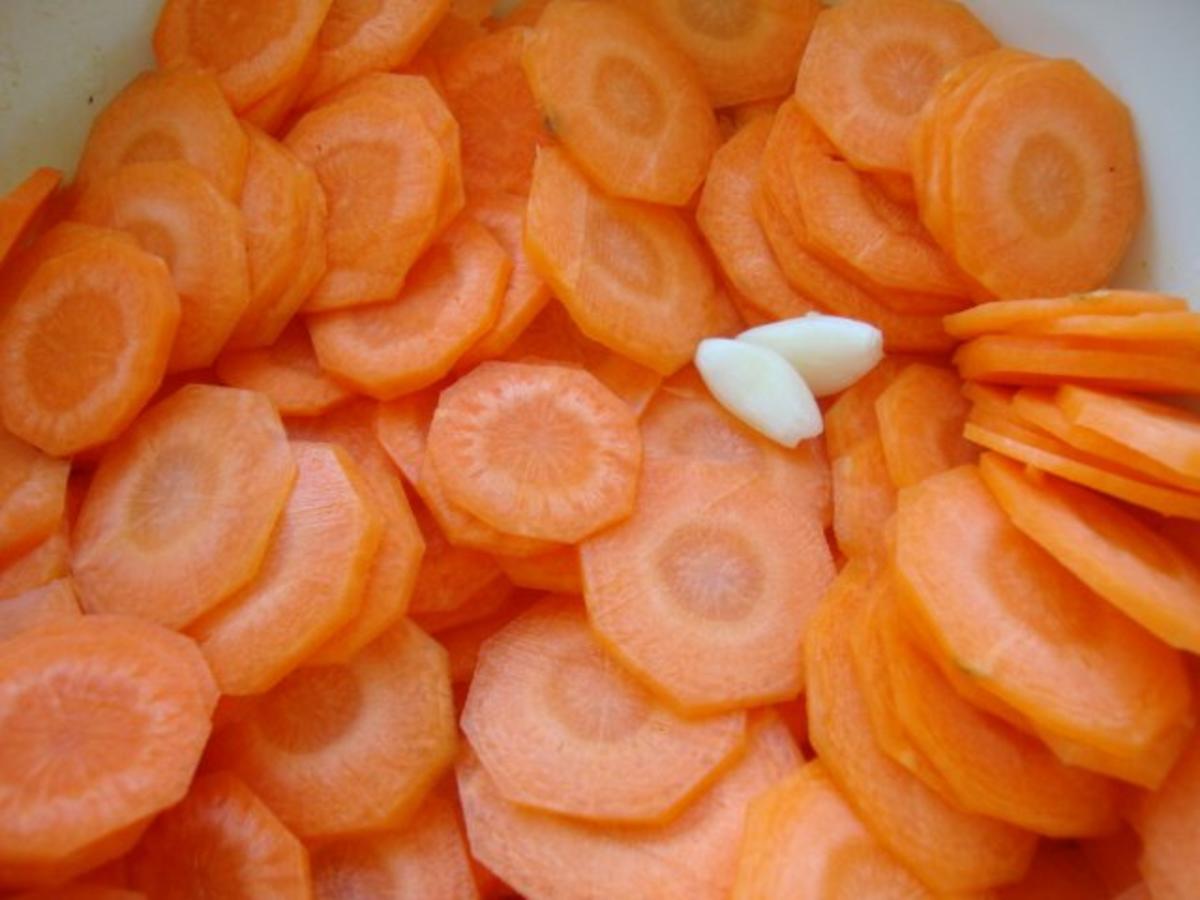 Karotten-Aprikosencremesüppchen mit Kokosschaum und Tonkabohnenpfeffer - Rezept - Bild Nr. 4