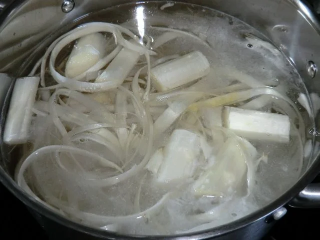 Rezept: Spargelcarbonara mit Speck Bild Nr. 2 Spargelcarbonara mit Speck - Rezept - Bild Nr. 2