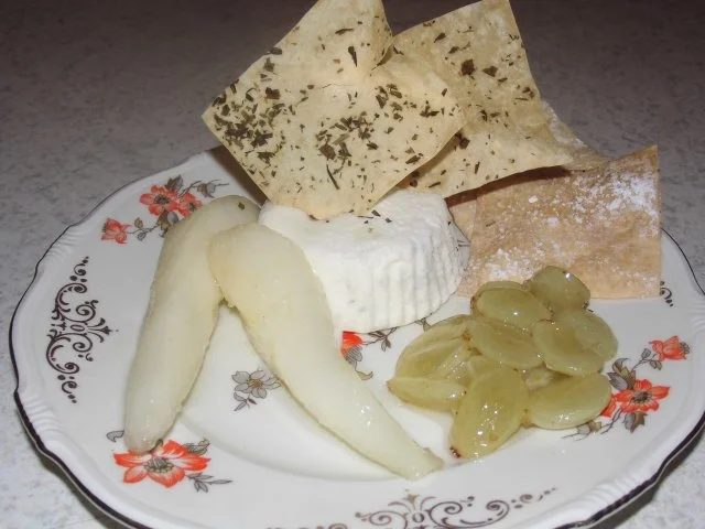 Rezept: Mascarpone - Estragon - Mousse mit Früchten und Filoteigblättern Mascarpone - Estragon - Mousse mit Früchten und Filoteigblättern - Rezept