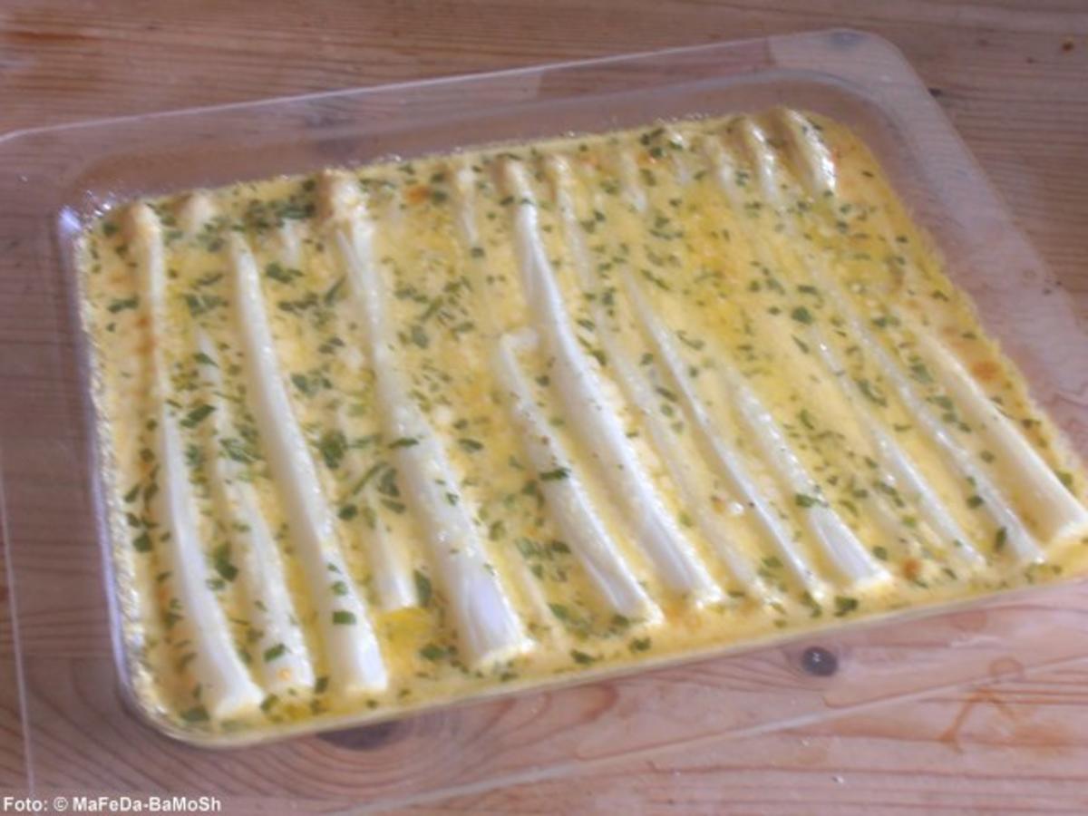 Spargel mit Orangenbuttersauce - Rezept - kochbar.de