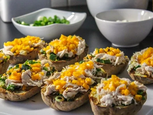 Überbackene Ofen-Kartoffeln mit Cheddar und Hähnchen - Rezept - Bild Nr. 3