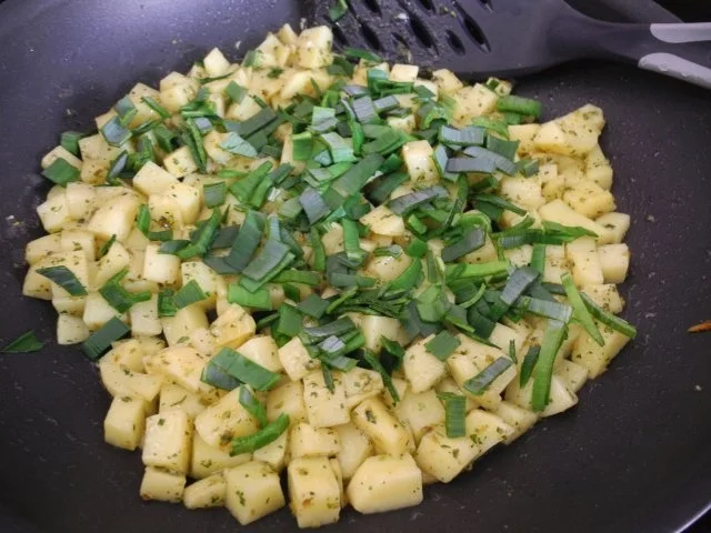 Beilage : Gedämpfte Porree - Kartoffel - Würfel - Rezept - Bild Nr. 8