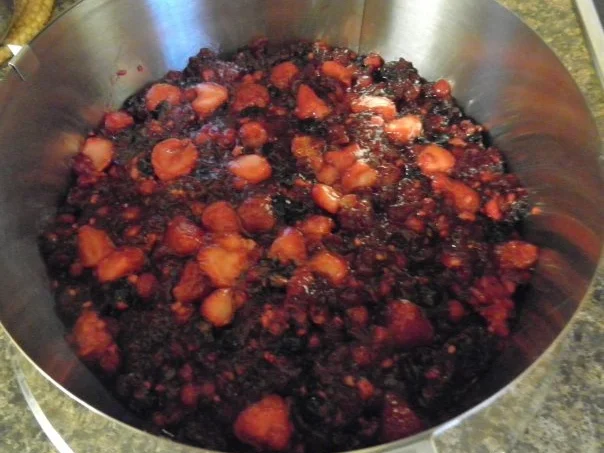 Beeren - Mascarpone - Torte ... - Rezept - Bild Nr. 13