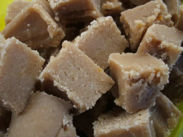 Rezept: Pralinen: Choco-Orangen-Fudge Pralinen: Choco-Orangen-Fudge - Rezept