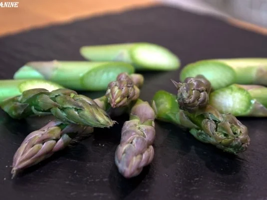 Rezept: Risotto mit grünem Spargel und getrockneten Tomaten Bild Nr. 2 Risotto mit grünem Spargel und getrockneten Tomaten - Rezept - Bild Nr. 2